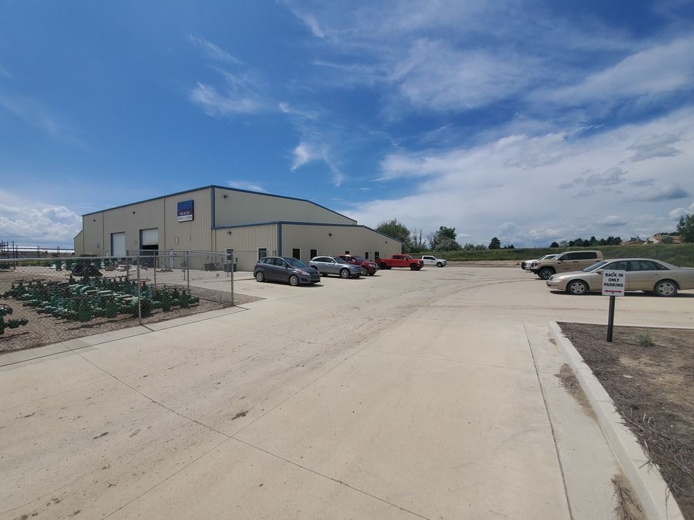 ± 15,000 SF shop, office & ± 7 acre yard | Former Weir Oil & Gas Facility: 14082 49th Rd NW, Williston, ND 58801